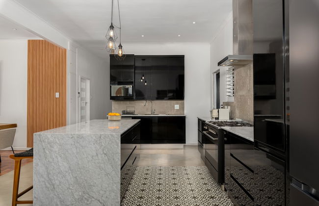 Luxury Oasis, Lifestyle Villa, Pool & Gym - Photo 19