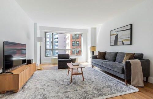 Blueground Yorkville pool nr Carl Schurz Park NYC-2094 - Foto 1