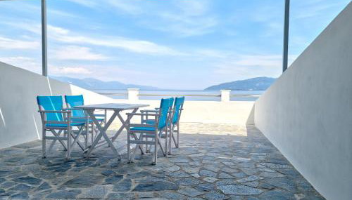 Epipleon Luxury Suites -102- Δωμάτιο 45τμ με βεράντα 35τμ μπροστά στη θάλασσα - Foto 4