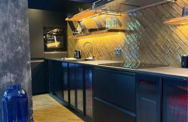 The Funky Hideaway with Hot Tub - Foto 6