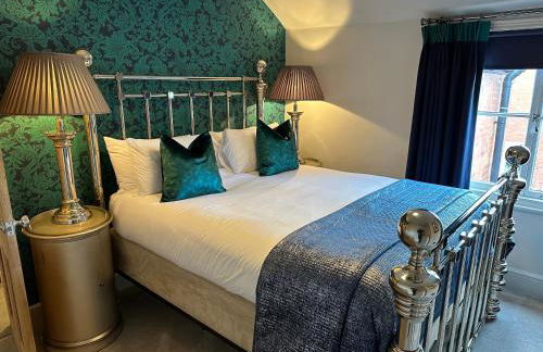 Shrewsbury Townhouse - Free Parking - Photo 1