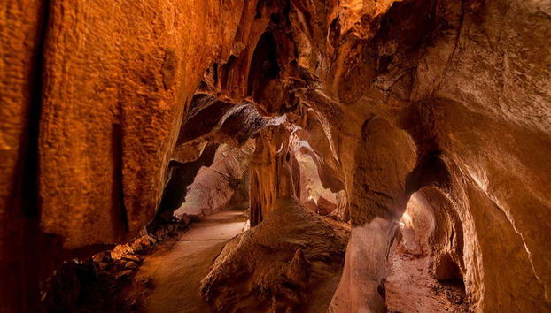 Explorando el interior de las cuevas