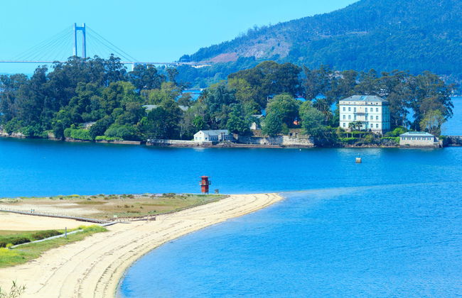 Excursión a la isla de San Simón - Photo 1