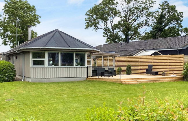 Simplistic Holiday Home in Blokhus With Sea Nearby - Foto 1