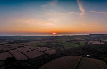 Sennen Cove, The Hedgerows, near 14 beaches, - Photo 24