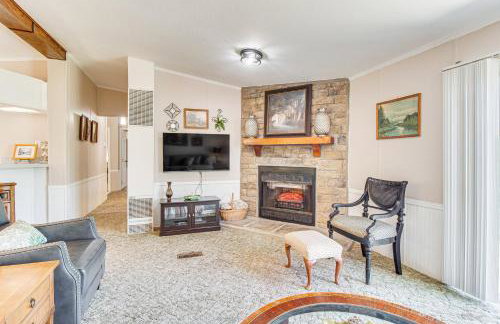 4 Mi to Norfork Lake Country Stay with Farm Views! - Foto 5