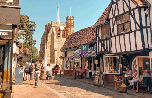 Stylish 3 Bed House Hitchin - Foto 17