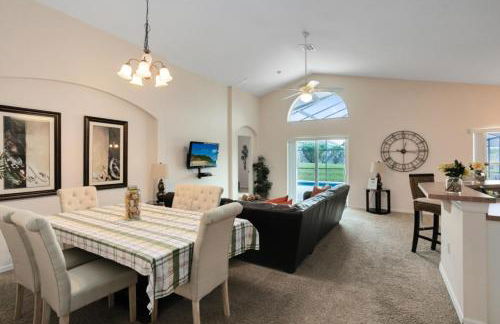 Beautiful 4 Bedroom 3 Bathroom pool & spa Villa villa - Foto 4