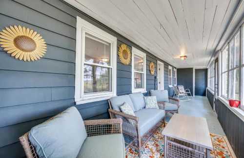 Less Than 1 Mi to Lake Mtn-View Cabin with Porch in Newport - Foto 2