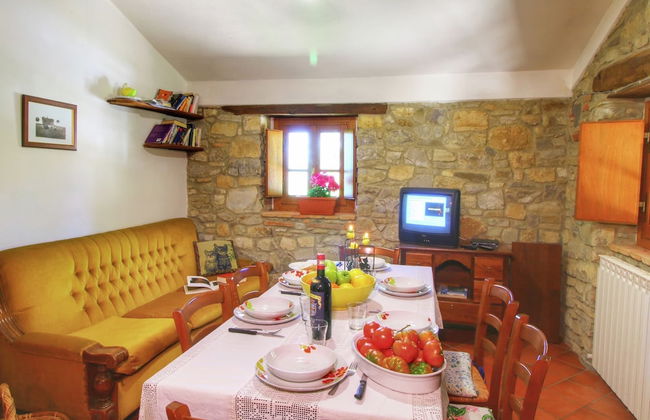 Alluring Farmhouse in Ortignano With Swimming Pool - Foto 71