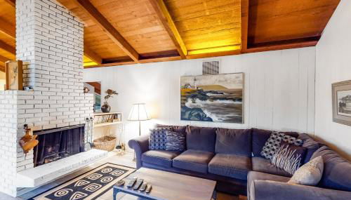 Delake House - Photo 4