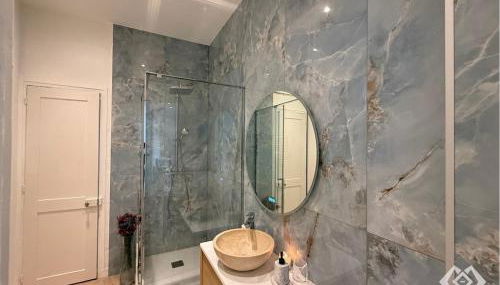 Élégant appartement haussmannien en hypercentre - Foto 3