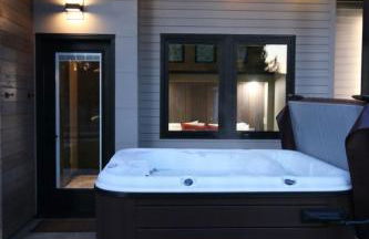 Luxe Lake Cabin Hot tub Grill Firepit EV charger - Foto 18