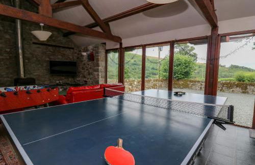 Byrdir Cottage - Photo 13