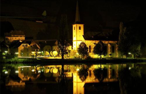 Ferienhaus Weitblick, Piesport, Traumblick von 2 Balkonen auf die Moselschleife - Foto 15