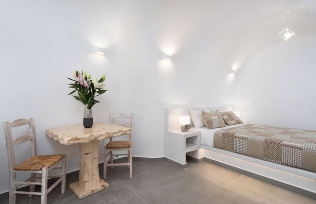 Yiota Collection 4 Suites & 4 Prive Jacuzzi - Foto 3