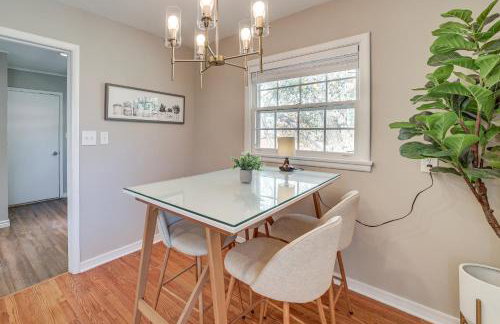 Pet-Friendly Home with Yard 8 Mi to Downtown Tulsa! - Photo 8