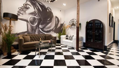 The Vault Luxury Apartment - Photo 1