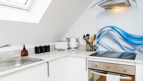 Contemporary 2-Bed Penthouse Central Stay! - Foto 5