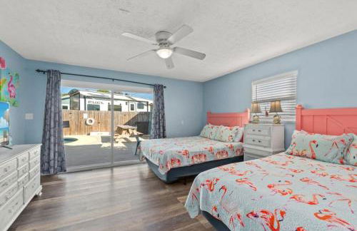Anchors Away - Private Pool, Seasonal Hot Tub, Game Room, Walk to Beach, Pets OK - Photo 13
