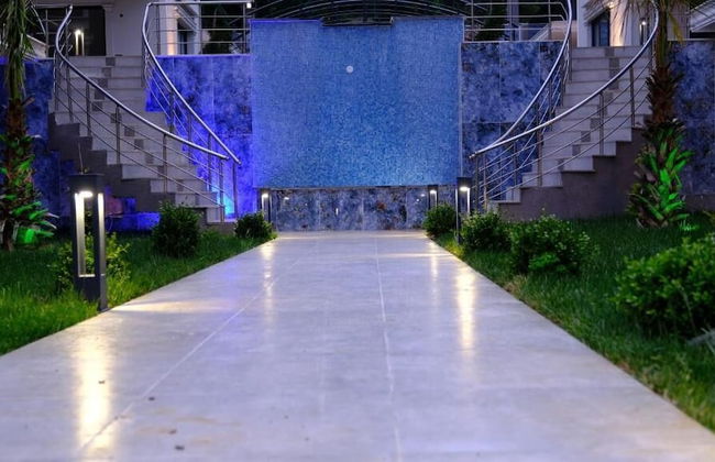 Flower City Suits - Photo 37