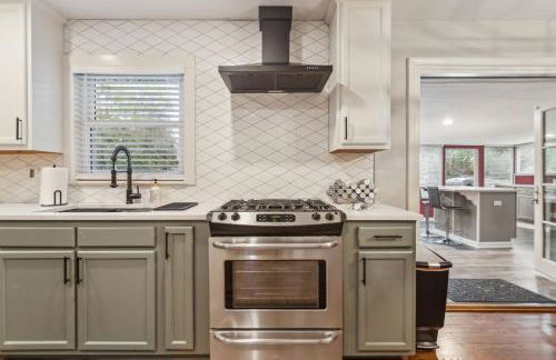 Spacious 4BR Retreat in Vibrant Smyrna Near Lakes - Foto 15