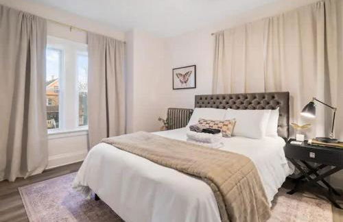 Newly Renovated - Professionally Designed - 2 BR - Foto 17