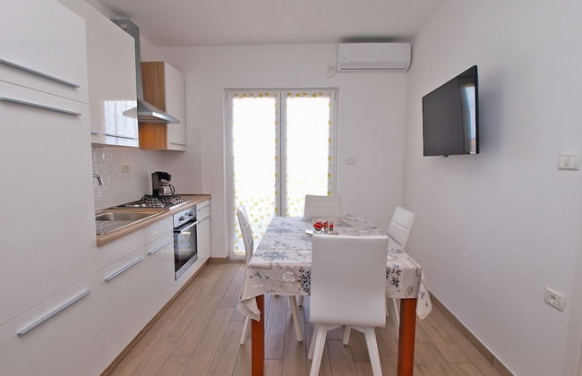 Apartment 1366 - Photo 28