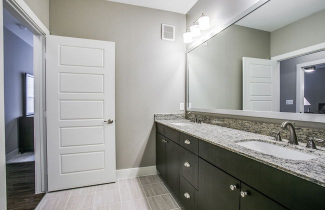 Frisco beautifully furnished 2 br apt - Photo 18