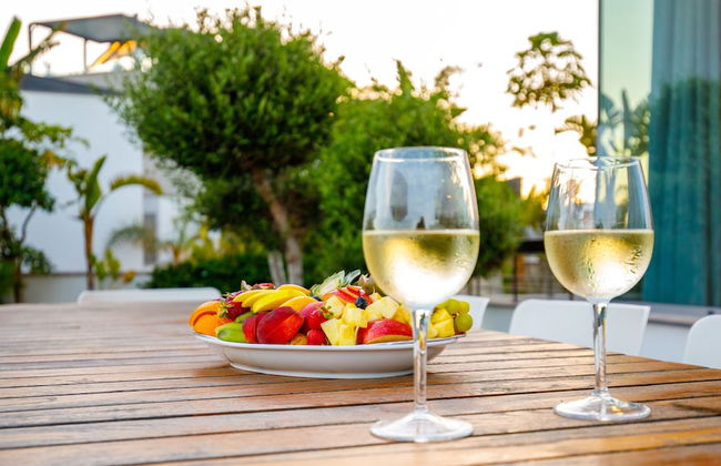 Tranquility Beachfront Villa - Foto 35