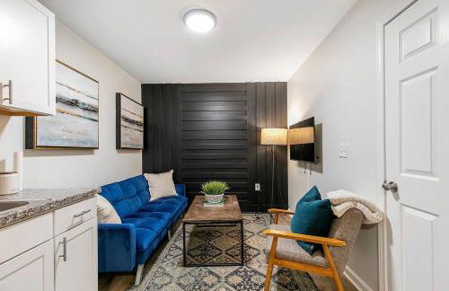 Charming 2BR Retreat-Free Parking - Foto 1