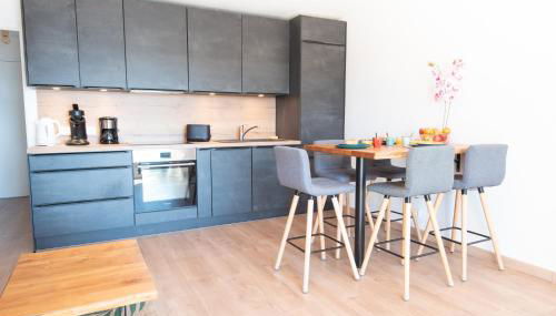 Appartement duplex avec balcon Vue mer et Plage par Groom - Foto 4, stove, dishwasher, heating, toaster