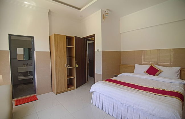 Hoa May Hotel - Photo 23