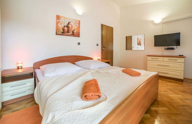 Apartments Milenka - Photo 11