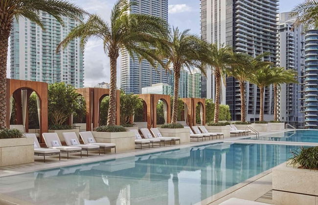 Luxury Suites in Brickell - Photo 1