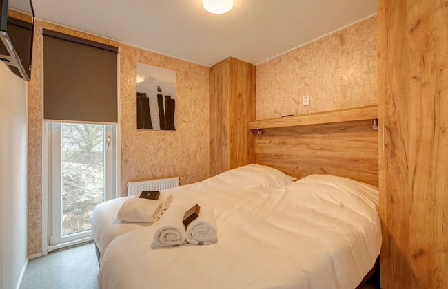 Cozy Chalet Close to the Beach - Photo 5