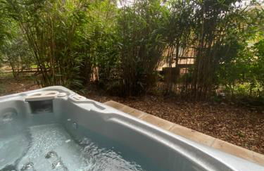 Chez Maurice Luxury Shepherds Hut with Bath and Hot Tub - Foto 5