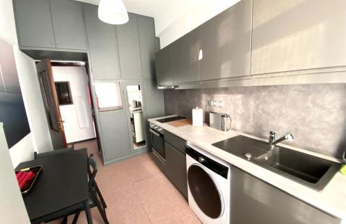 Classic 2 Bedroom Apartment Next to Metro - Marousi - Foto 23