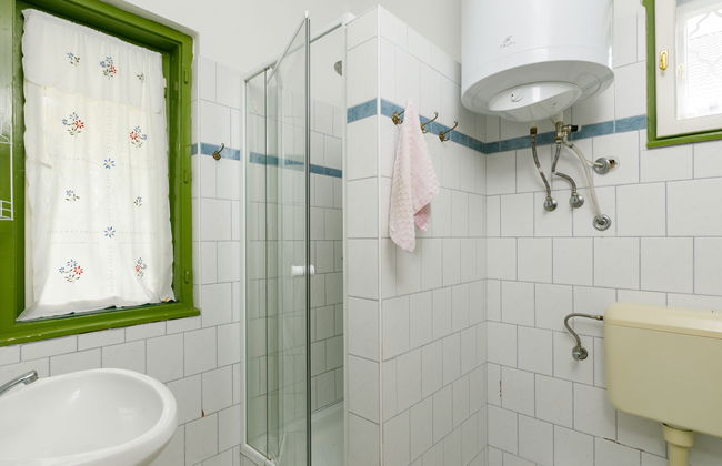 4 bedroom House in Balatonboglár with garden - Photo 19