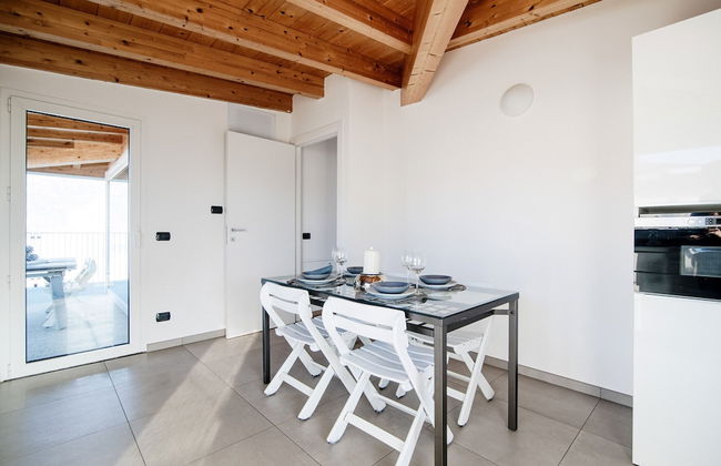 White Attic - by MyHomeInComo - Foto 26