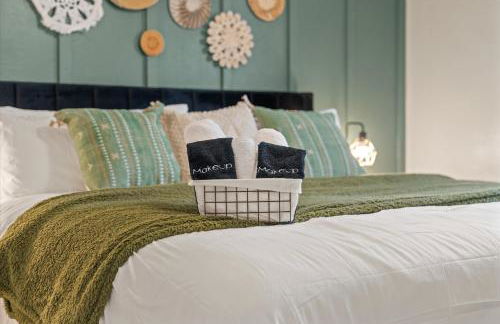 5 Mins to UND - Cozy 4BD with BBQ & Pool Table - Foto 41