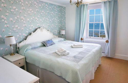 Broadstairs Beach Holiday Apartments, seafront stays opposite Kingsgate Bay with a parking space - Foto 12