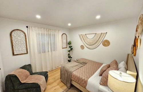 Luxury 4BR near Six Flags & Naval Base - Foto 31