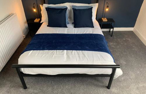 Windsor 4 - Spacious beautiful 4 bdrm maisonette nr Ncle free wifi free parking - Foto 32