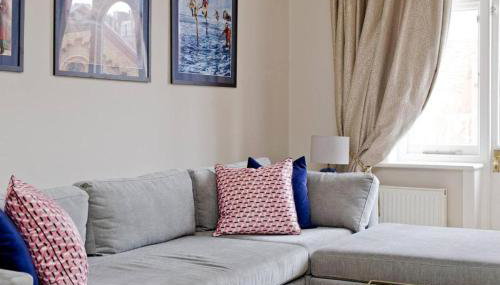 Stylish London Getaway In The Heart Of The City - Photo 4