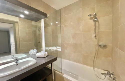 Le Vieux Port Apartments - Photo 26