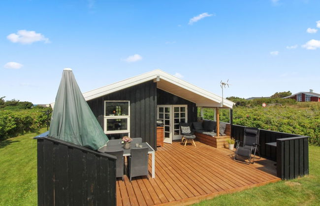 "Myriam" - 200m from the sea - Photo 6