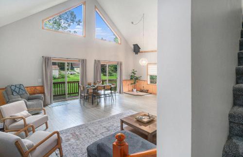 Tranquil 5-BR Lake House Near Duck Lake TC ➠7570 - Foto 2