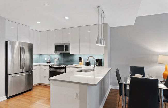 Global Luxury Suites Center City - Photo 12