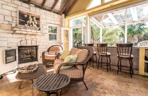 Modern Texas Hill Country Suite Rental for Four near San Antonio - Foto 2